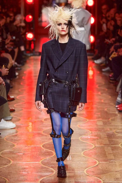Look 21